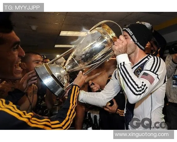 贝爷与足球明星的粉丝互动盛宴揭秘背后的故事与热情