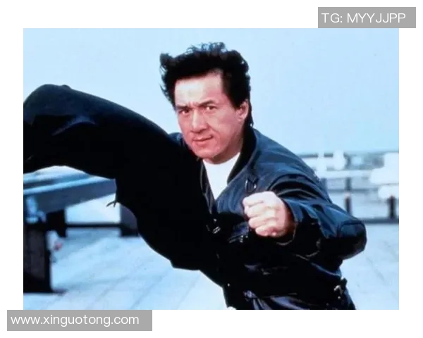 足球明星与成龙的精彩碰撞视频揭示了运动与艺术的完美融合